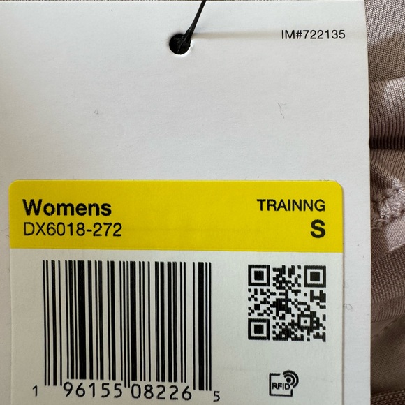 Nike Dri-FIT pink shorts with lining size women’s small - Picture 5 of 5